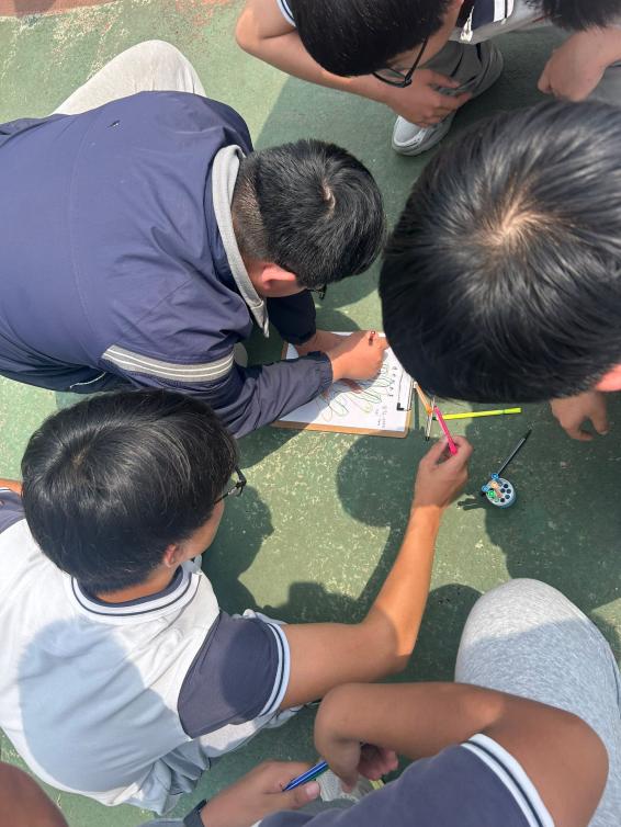 【融进心育】“活力青春，心满阳光”——实初尧化开展心理健康月活动_html_779c71c6.jpg