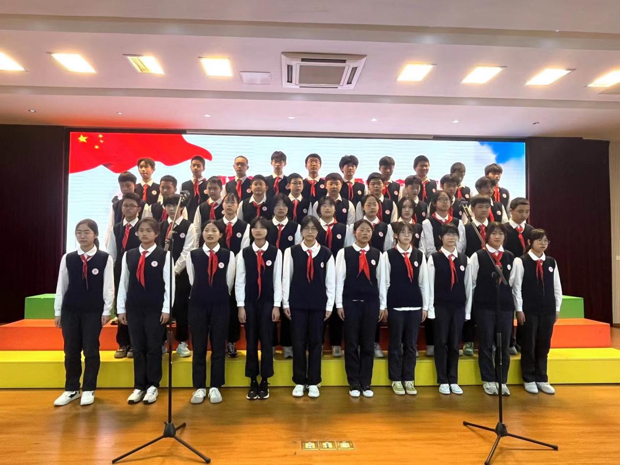 大合唱比赛报道(1)_html_mbd1f973.jpg