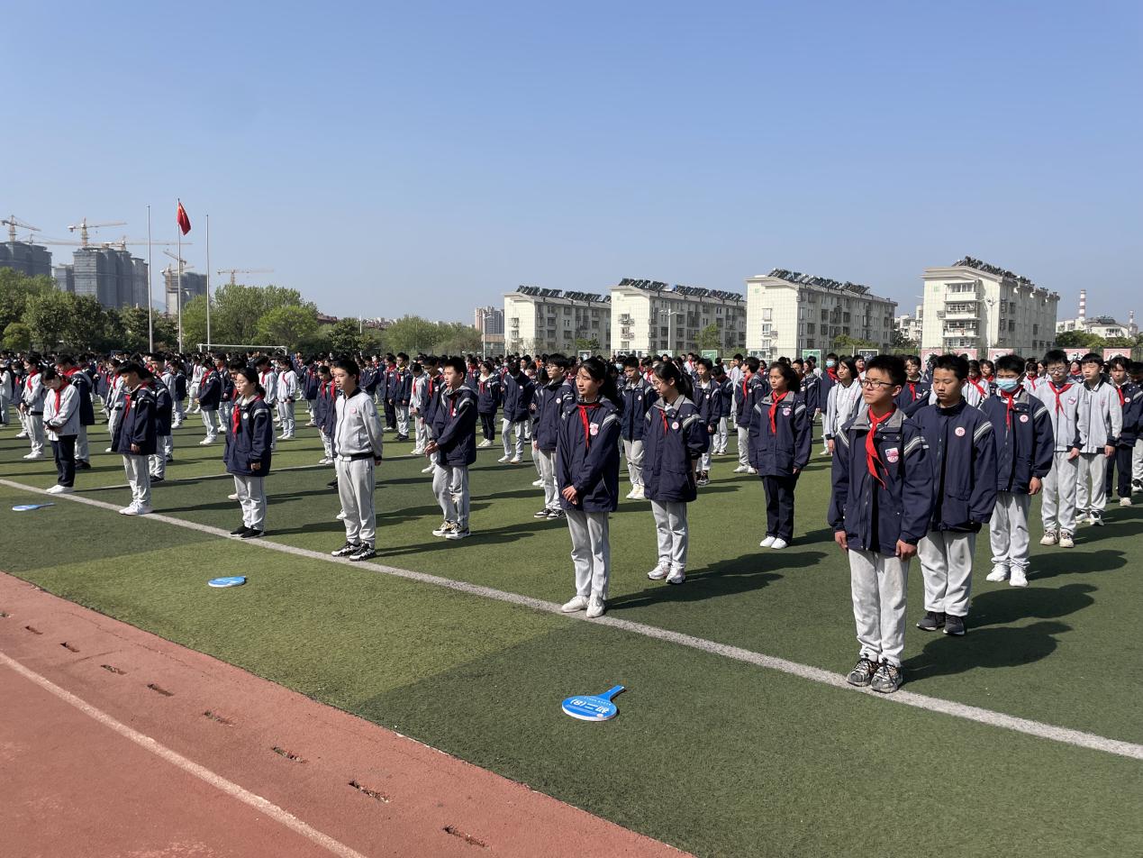 10升旗仪式报道20230417(1)_html_7a241cb7.jpg