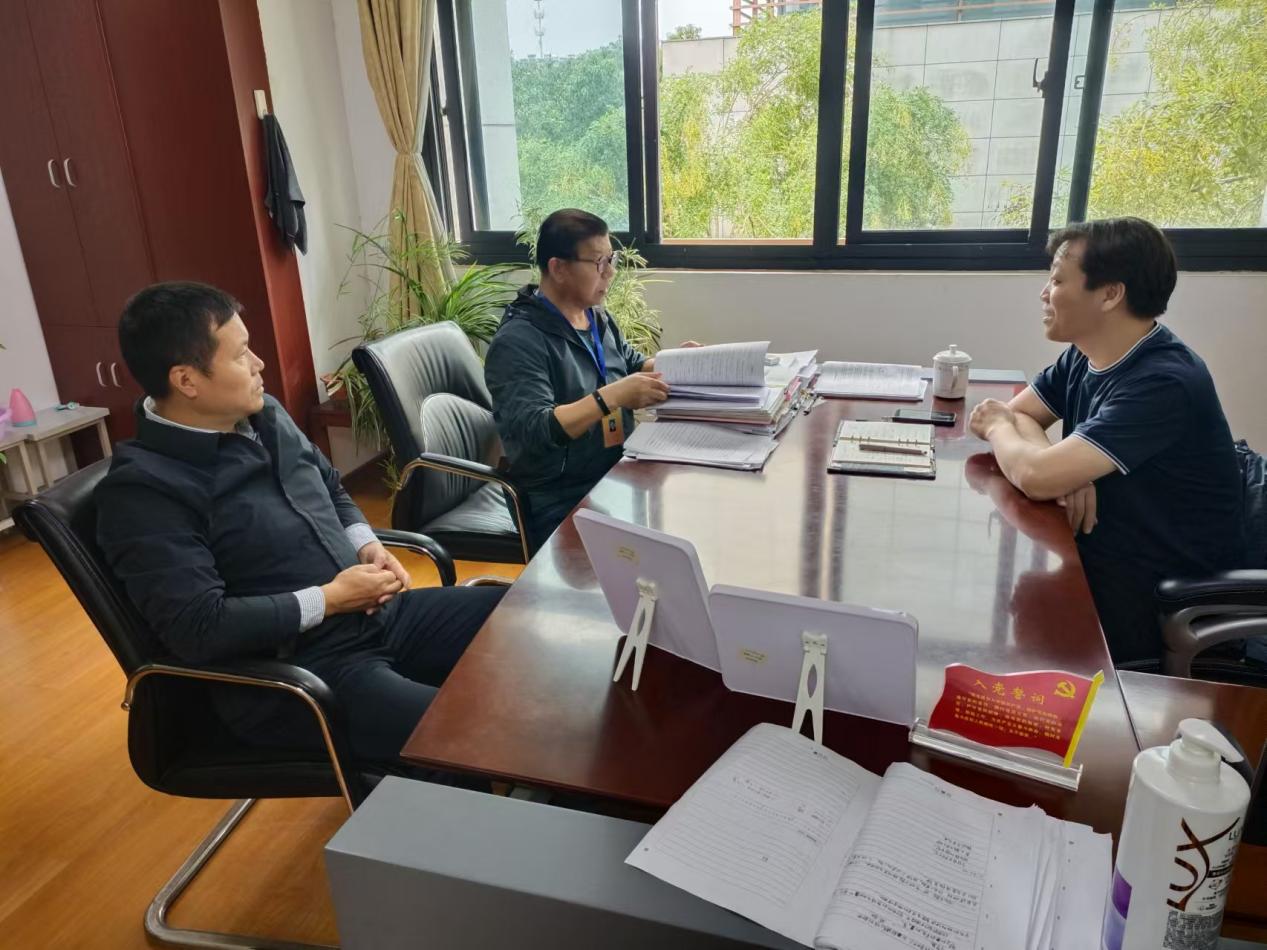 10.16【融创实初】落实课程计划  提升办学质效——栖实尧化落实课程方案专项督导_html_46b8e24e.jpg
