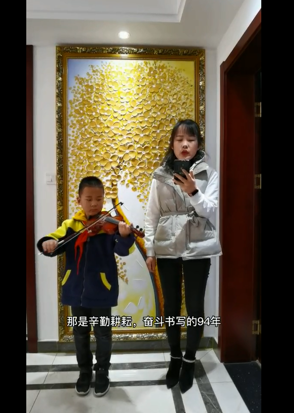 陶娃为校庆献礼_html_m6203ed95.png