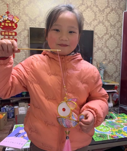 其乐融融迎佳节  虎虎生威闹元宵——晓院附小二（3）班开展元宵节生活实践活动_html_m641409d2.jpg