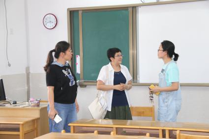外教进校园_html_m4ed61a88.jpg