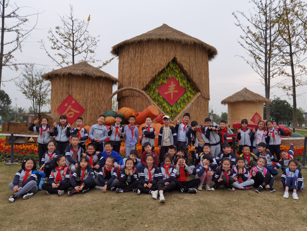 秋游记事_html_m14ec0372.jpg