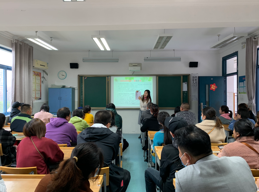 家长会新闻稿_html_m5379565.png