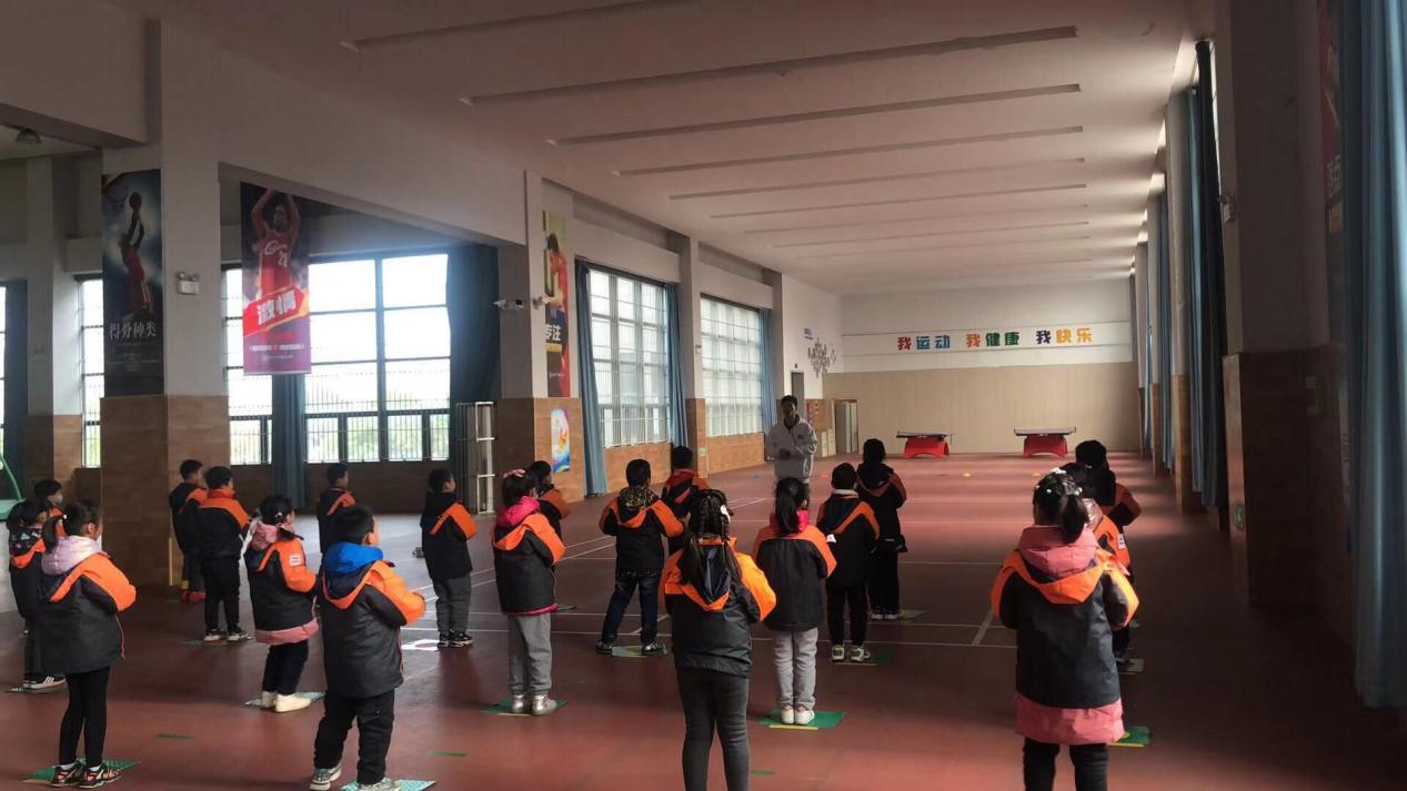 综合组报道(1)_html_56bdc805.jpg