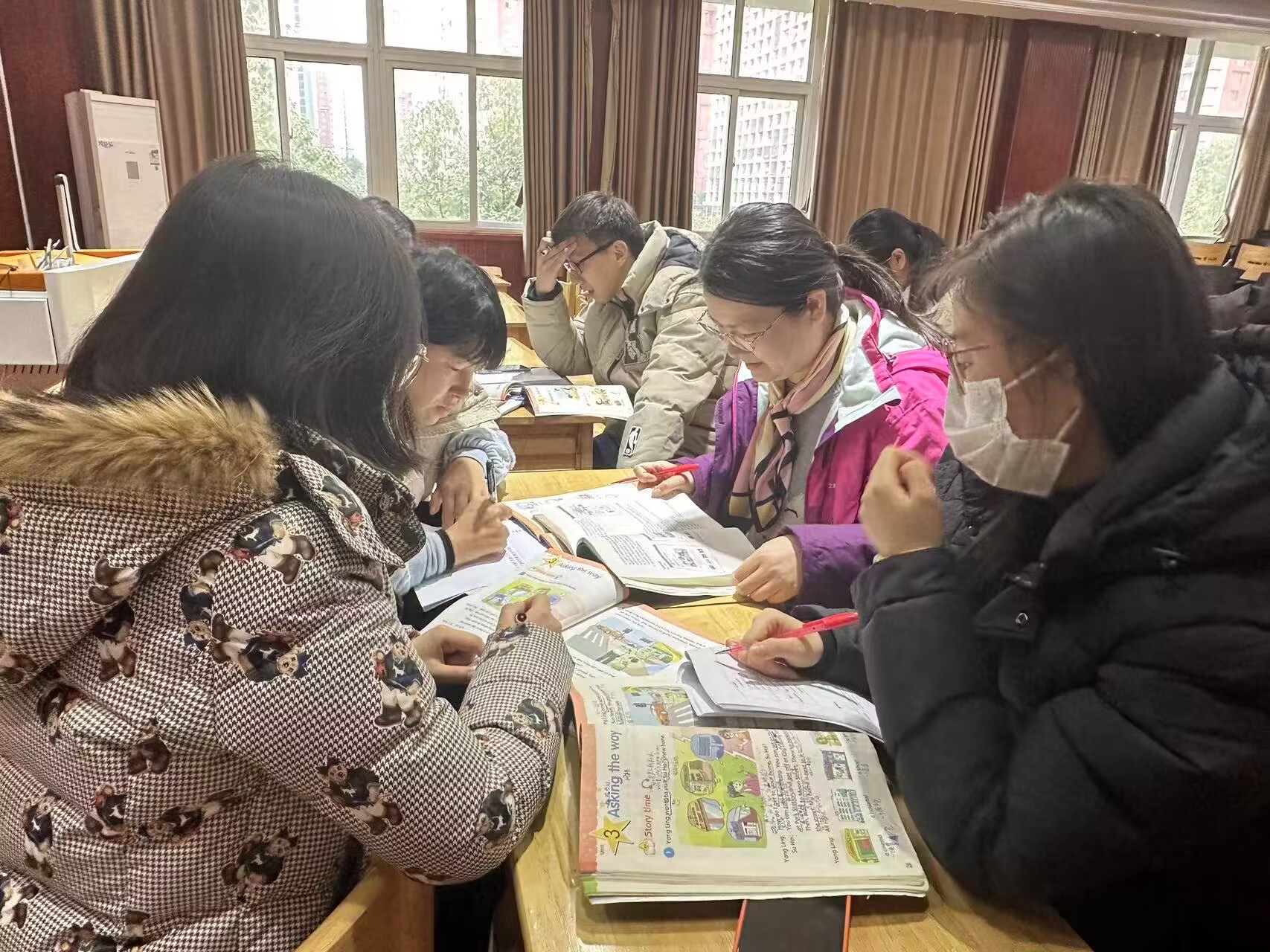 聚集体智慧，备精彩课堂   倪海棠 _html_2c391e8c.jpg