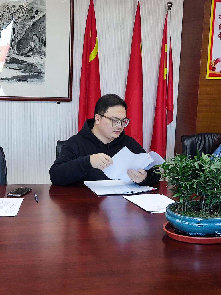 笔耕不辍，专业成长_html_m69ec2882.jpg