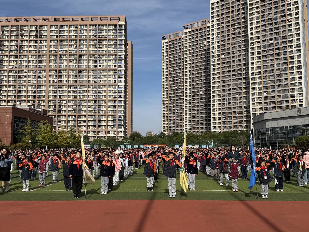 【丁香汉声 学生成长营】消防安全,从我做起_html_m60ea83ad.jpg