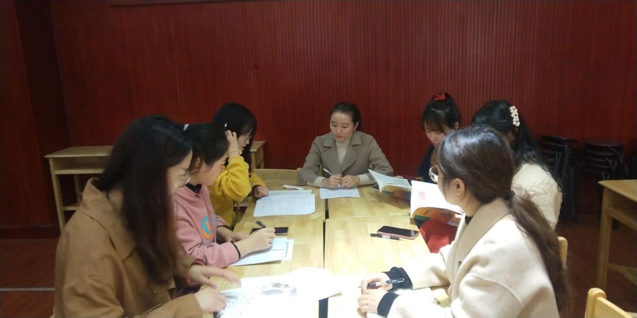 五年级语文组内教研_html_168dd108.jpg