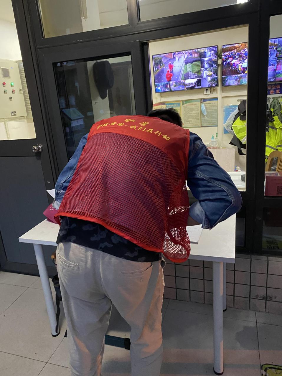 督学报道2_html_m520e6892.jpg