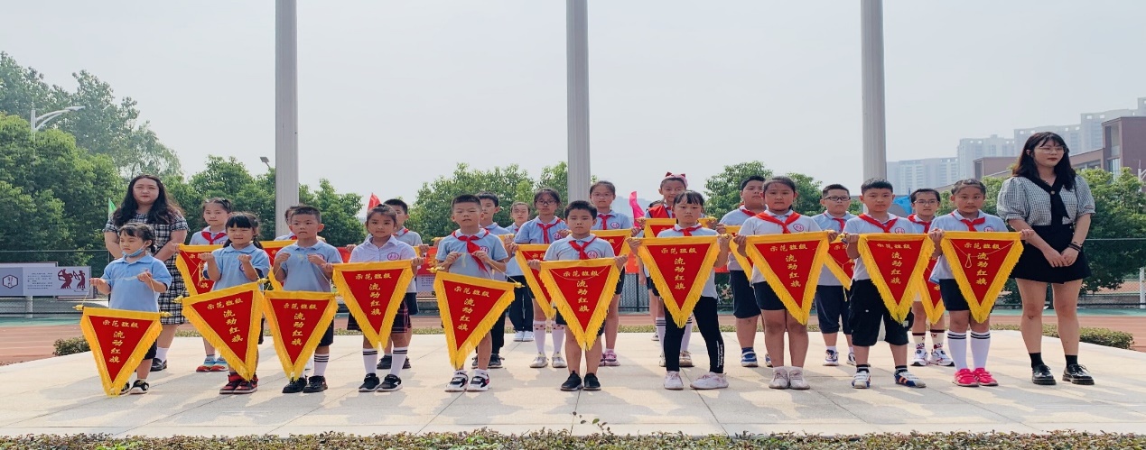 【丁香汉声】立爱国之志 成报国之才(1)_html_de4d230.jpg