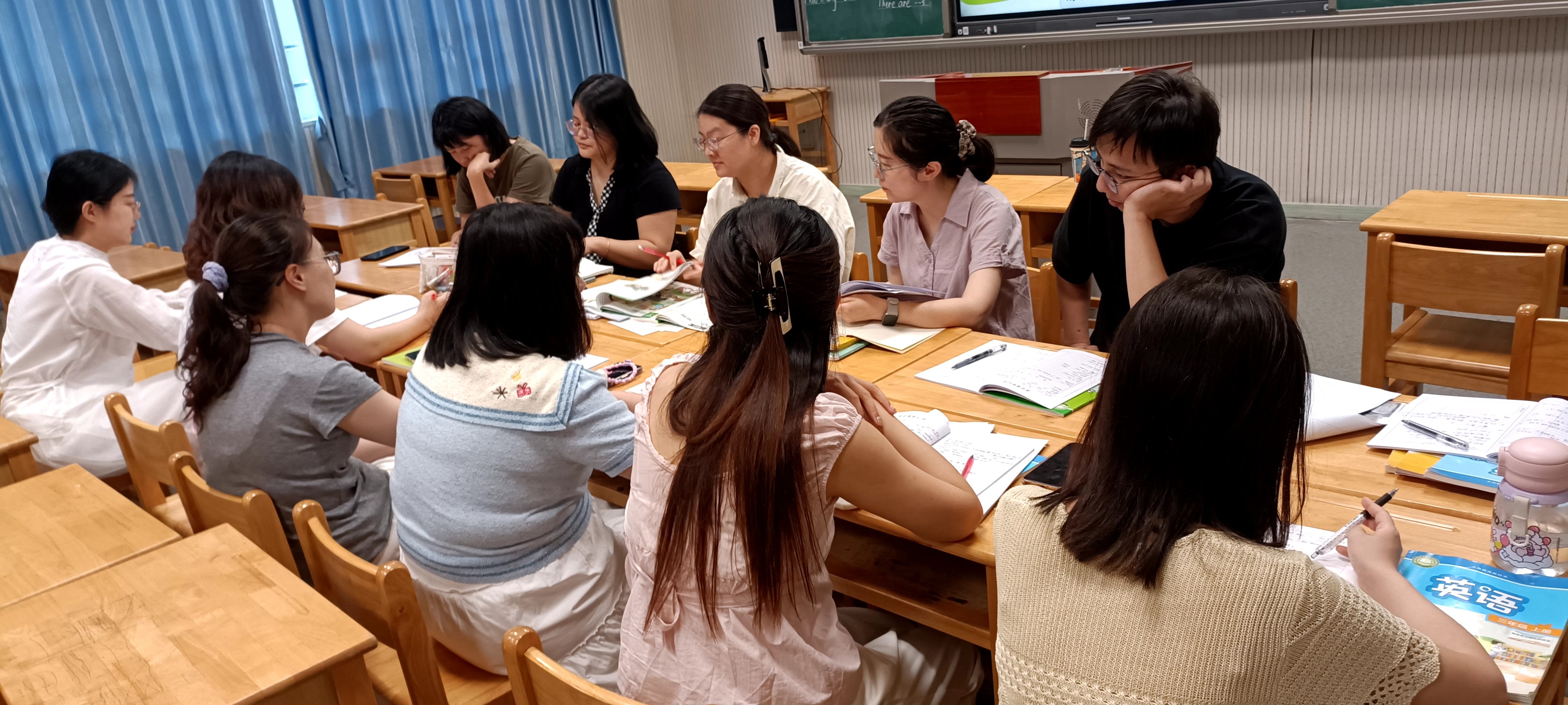 9.15英语活动报道_html_71bb7c1d.jpg
