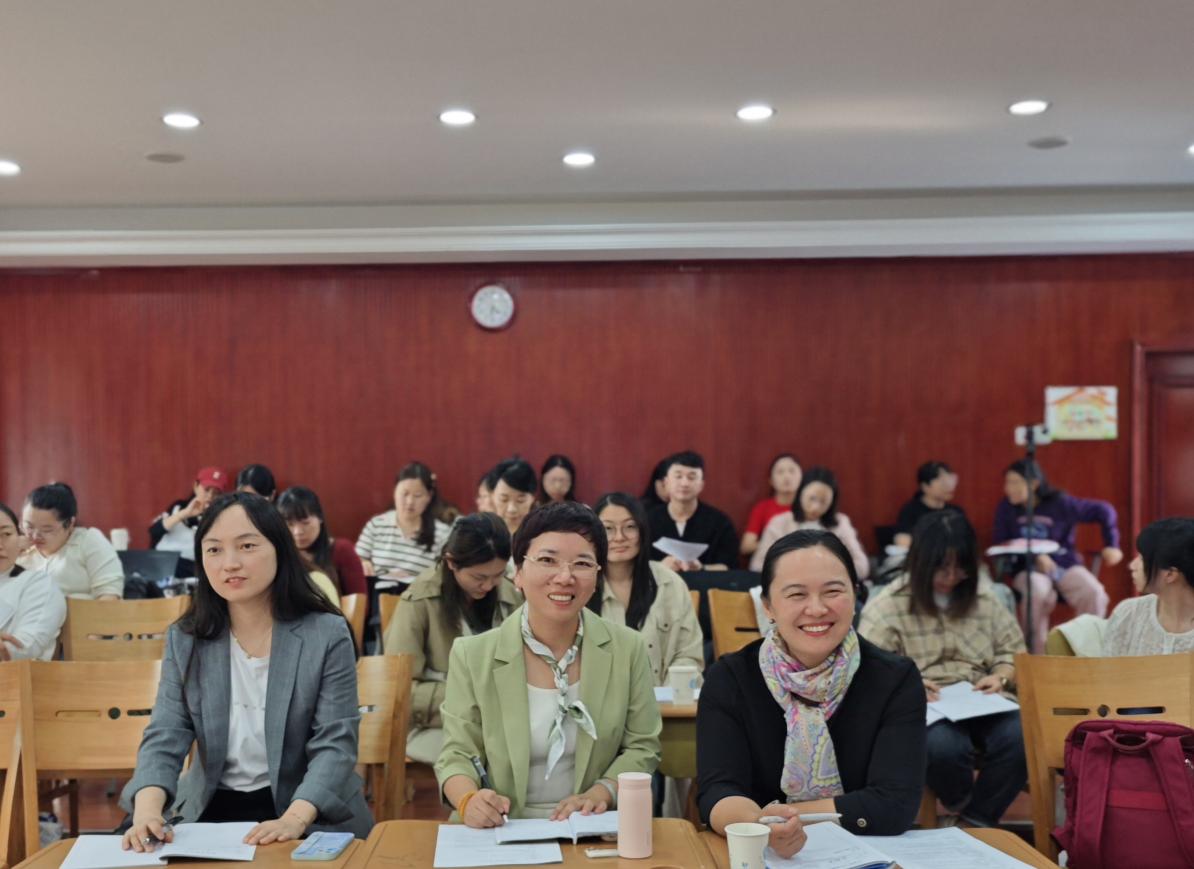 心理教研_html_52c5c6f0.jpg