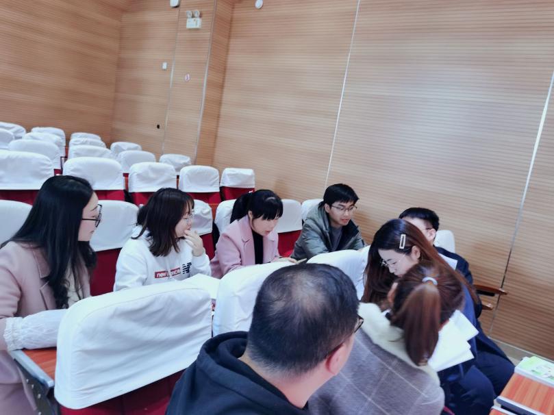 【丁香汉声】风起扬帆正当时 凝心聚力再出发_html_m6582593a.jpg
