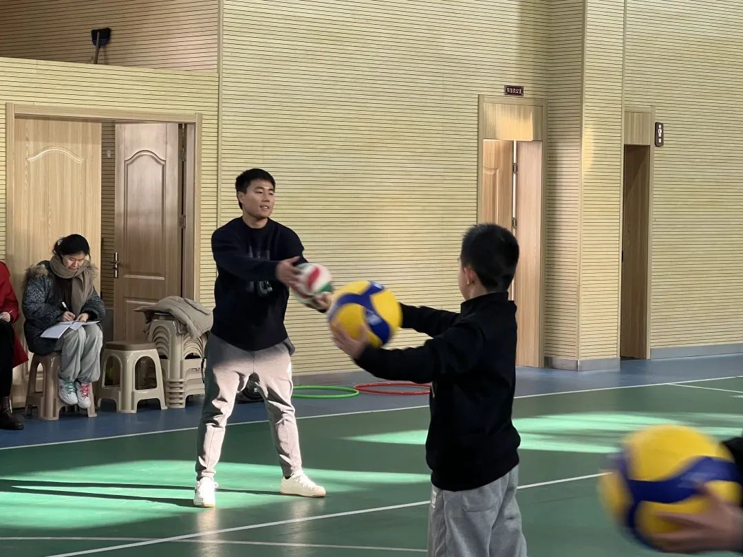 体育课_html_79e681bf.jpg