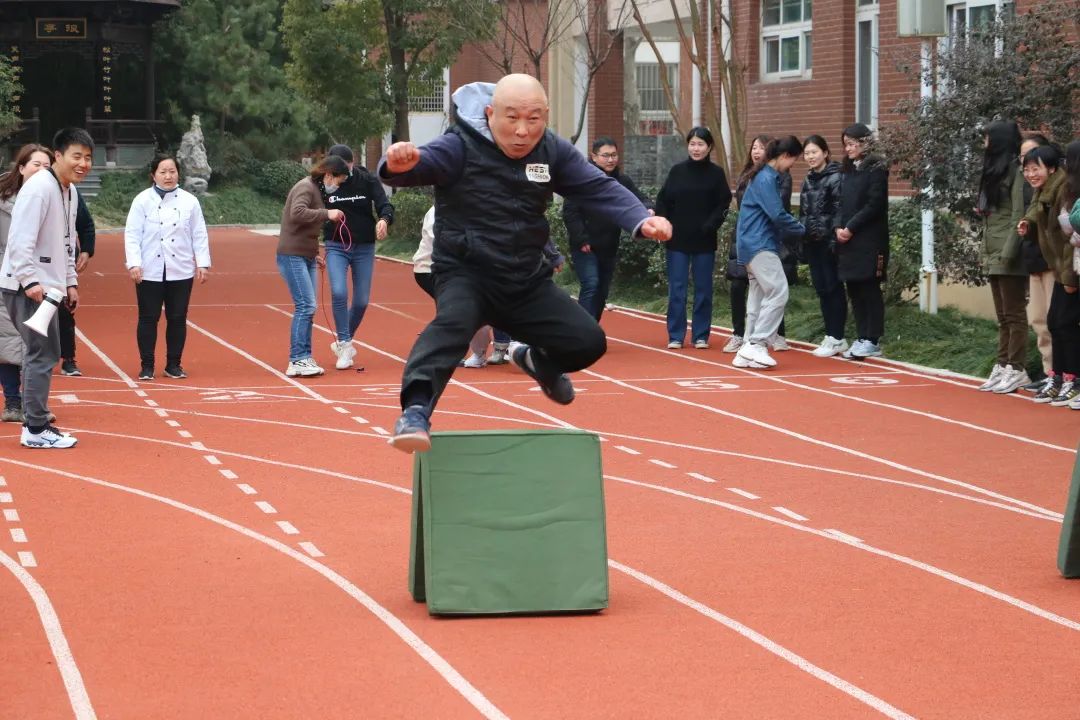 运动会_html_m4cfb1366.jpg