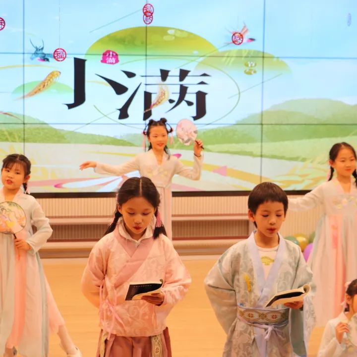 音乐会_html_2ed8883a.jpg