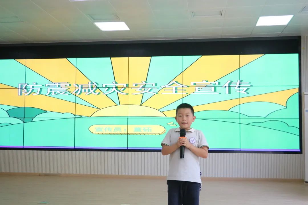 防震_html_736f4d5f.jpg