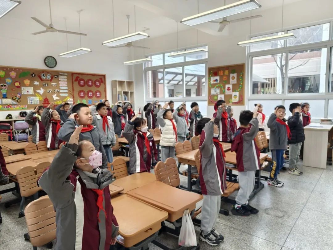 新建DOCX 文档 (2)_html_m5c8f160d.jpg