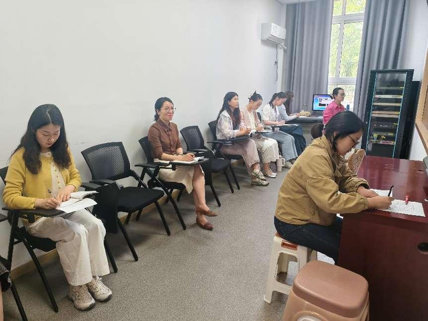 以研促教，教学相长——紫金小学语文学科“知新课堂”系列活动（五）_html_722a2393.jpg