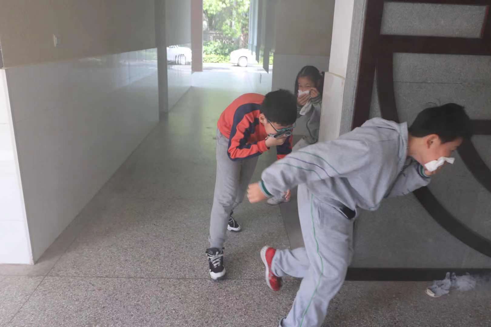【安全第一】安全常抓不懈 演练警钟长鸣 ——记紫金小学安全消防演练