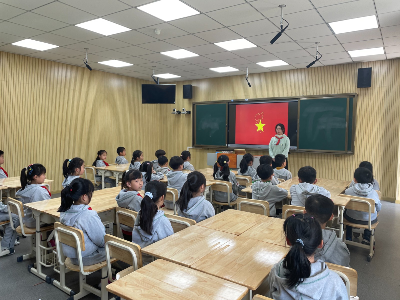 【书院紫金】班主任学习系列活动 ——少先队知识