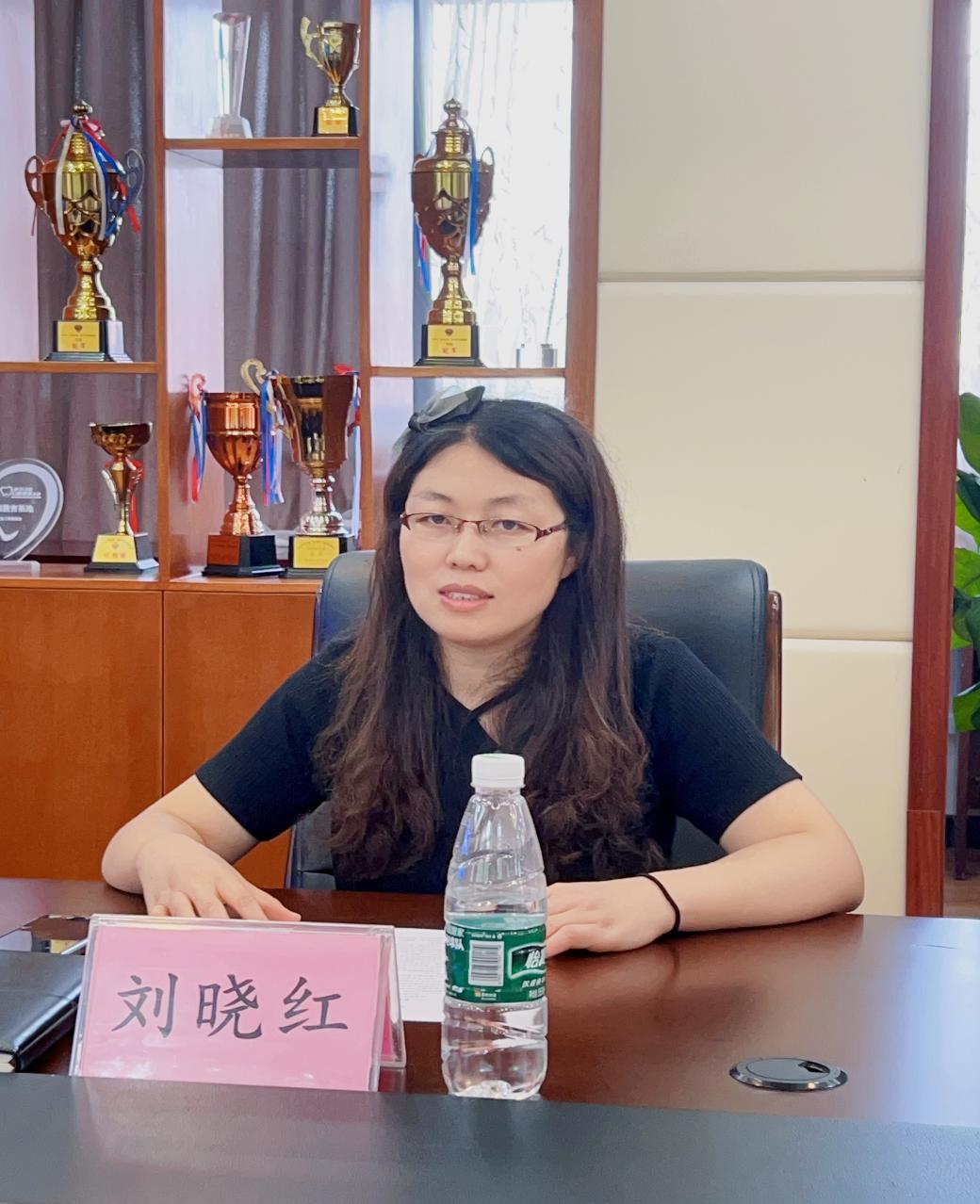 8.24【尚美迈小 学科研究】课程建设促发展 专家引领赋新能_html_35fc9752.jpg