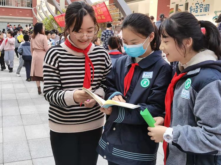 读书漂流报道_html_m7ce98006.jpg