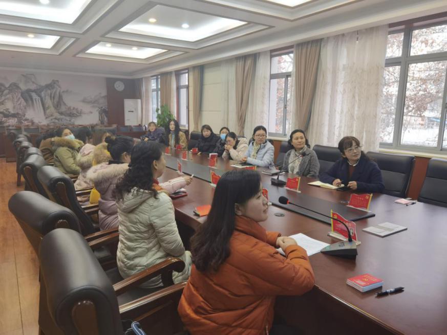 不忘初心,党员先行_html_m7b3b01c7.jpg