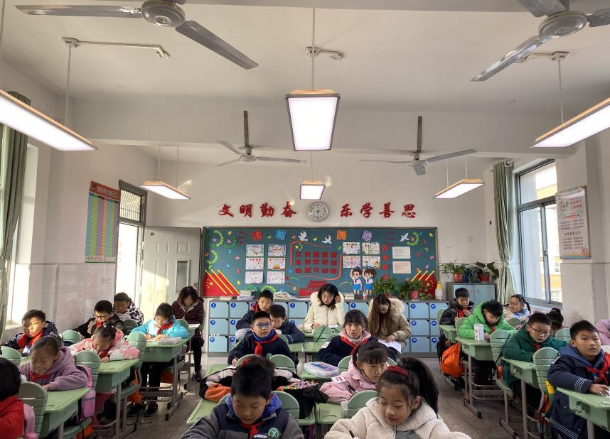 美术校本教研报道_html_m3b78da89.jpg