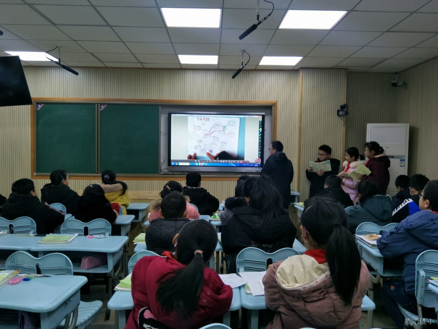 上课.jpg