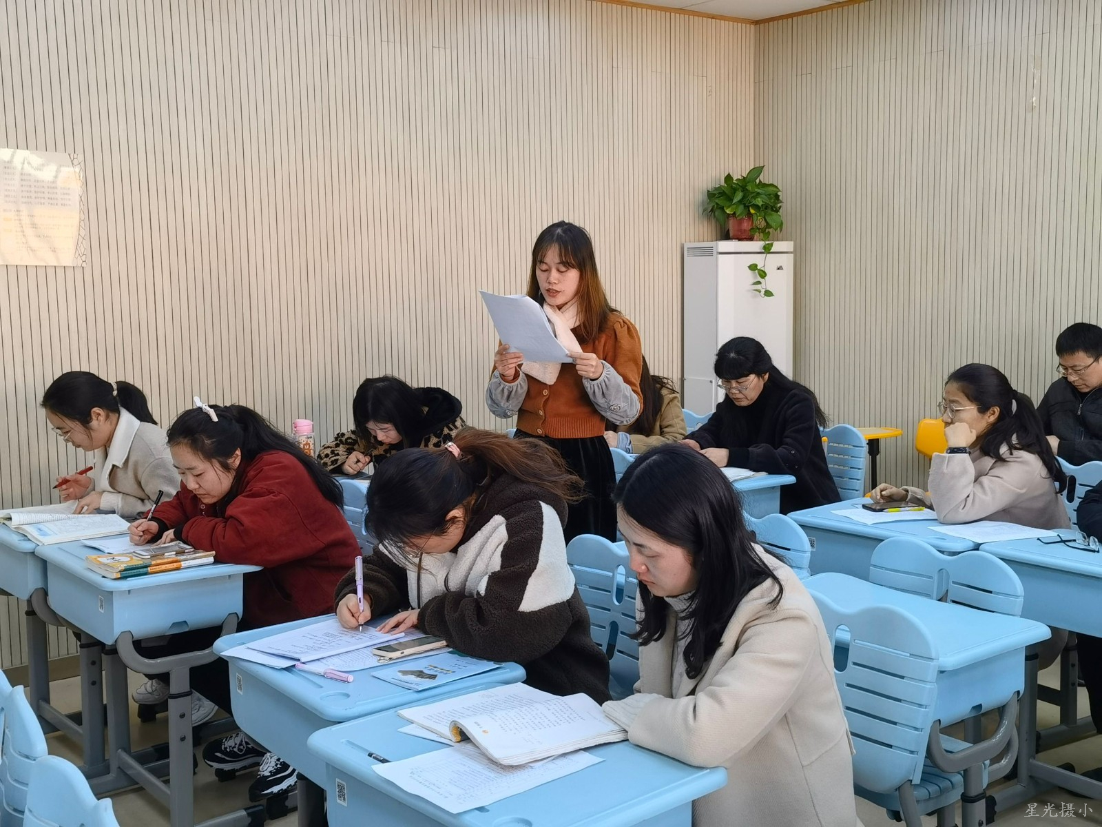 夸夸团发言.jpg