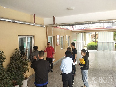 与设计公司沟通.jpg
