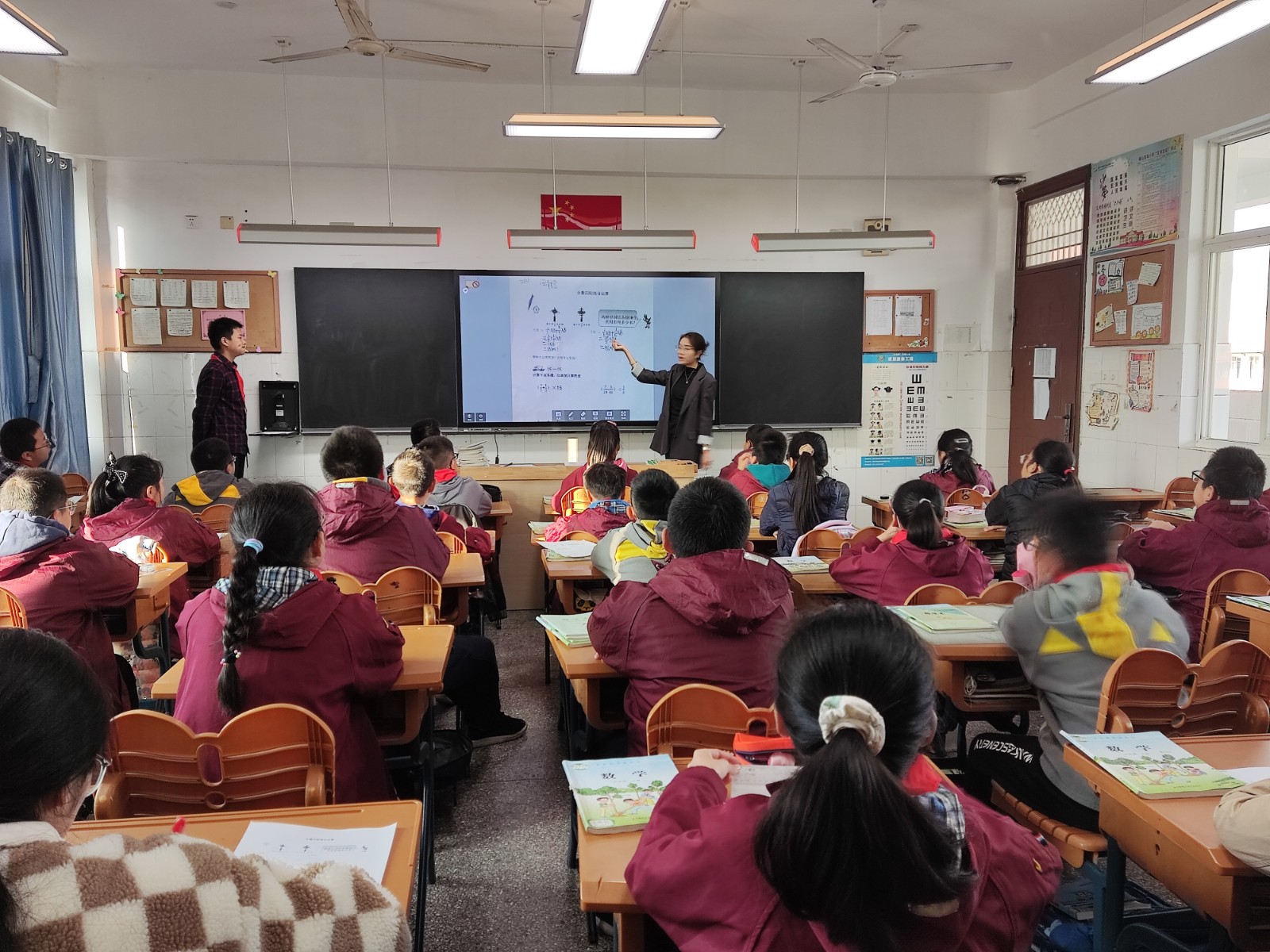 【星光摄小】骨干展风采 引领促成长 ——2021年秋季“启智课堂”骨干教师课堂教学展示活动（第十二周）