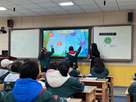 数字媒体对话网络世界新闻稿_html_7e16ef2b.jpg