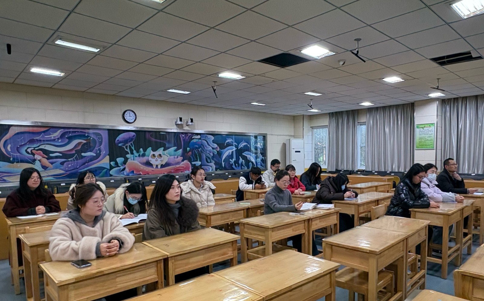 图片4.jpg 图片4.jpg