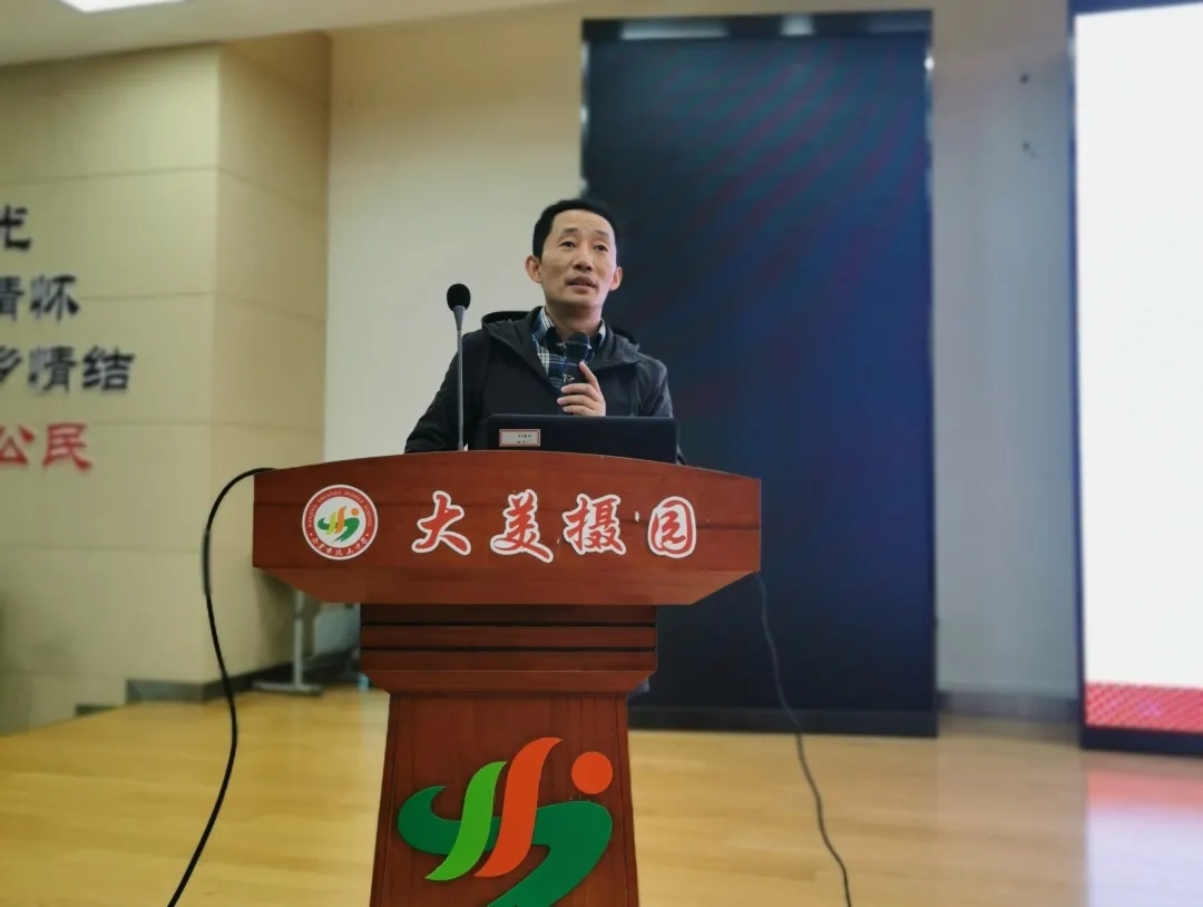 教学校长——许祥副校长.jpg