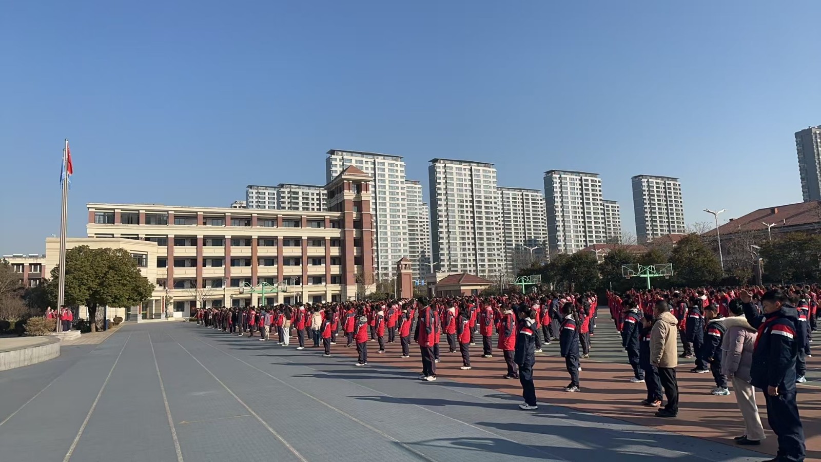 开头.jpg