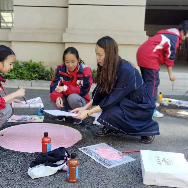 【伯乐风采】德艺双馨 桃李芬芳——伯乐中学2021年度优秀教师系列报道（三）_html_1b382d79.jpg
