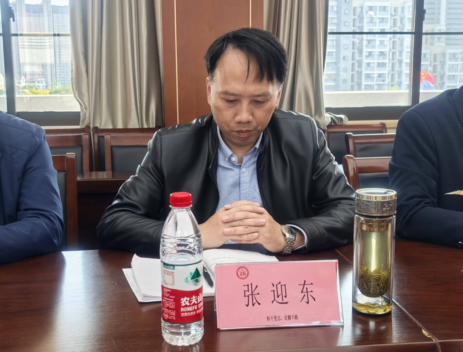张校.jpg