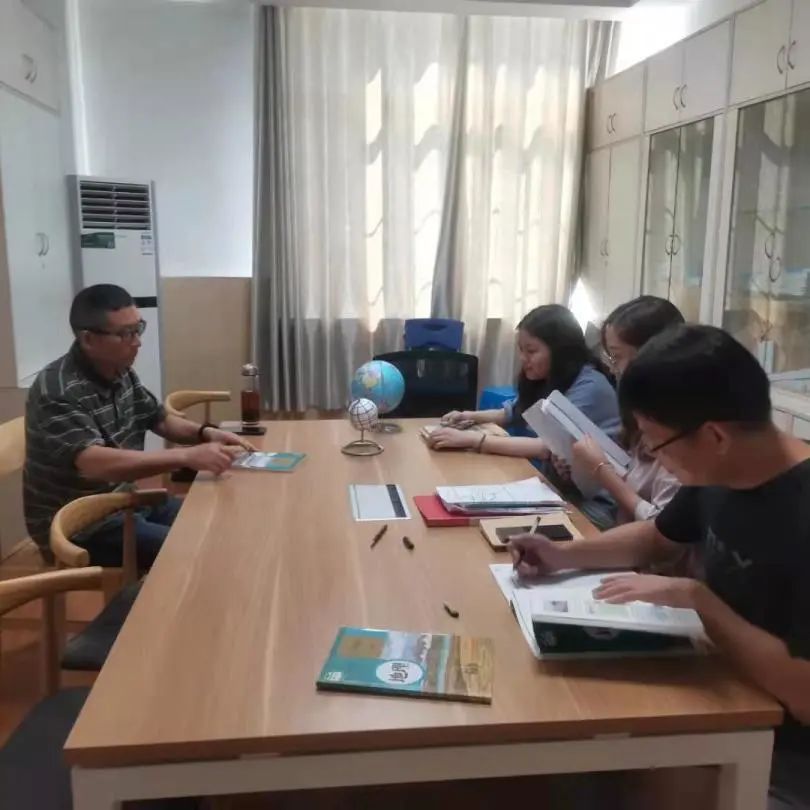 智贤伯乐_html_1e27f614.jpg