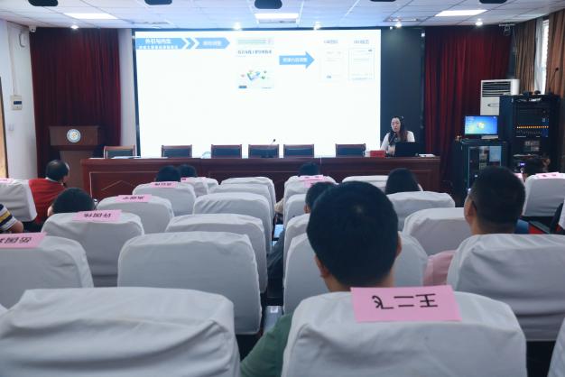 2022年9月 江苏省“智能家居安装与维护”省培结营仪式1_html_m10eef4bc.jpg