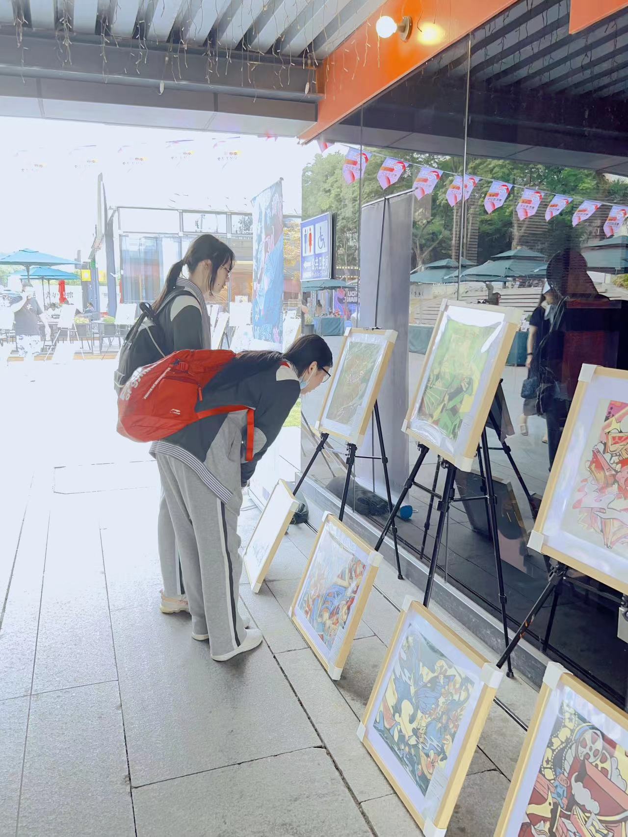 南艺后街画作展_html_m1032c453.jpg