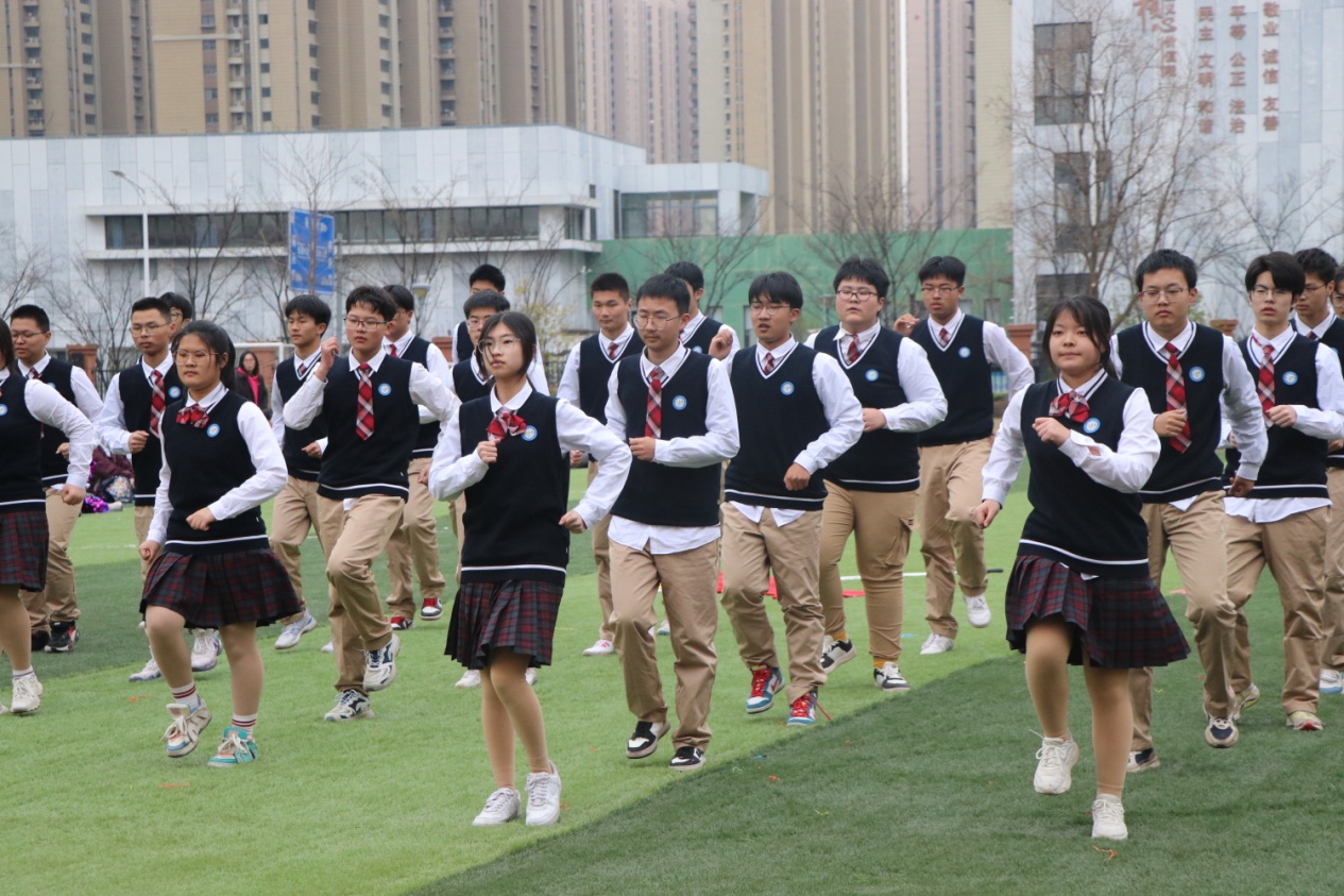 南京新港中等专业学校丁家庄校区韵律操比赛0318_html_77752ed0.jpg