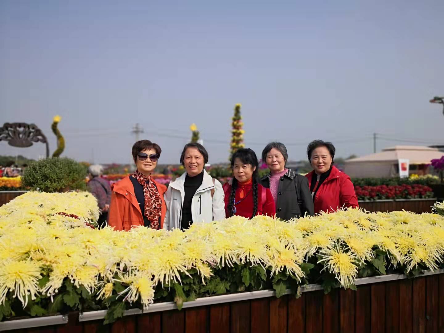 踏秋赏花  欢度重阳20211027通讯稿_html_m6383bdcd.jpg