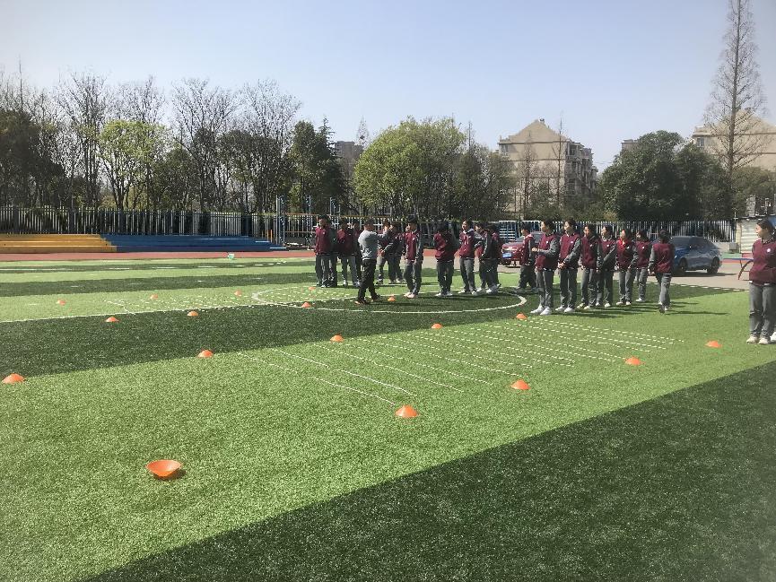 融合专业发展   提升体育核心素养(区公开课)_html_3ce53099.jpg