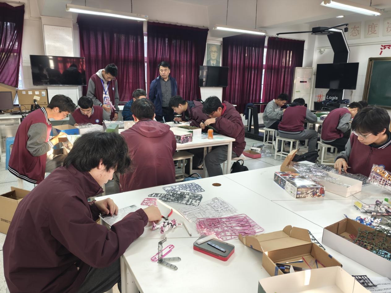 缤纷社团展风采，活力校园绽光芒_html_m38fb844e.jpg