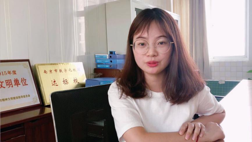 榜样教师陆婷_html_63ea3c43.jpg