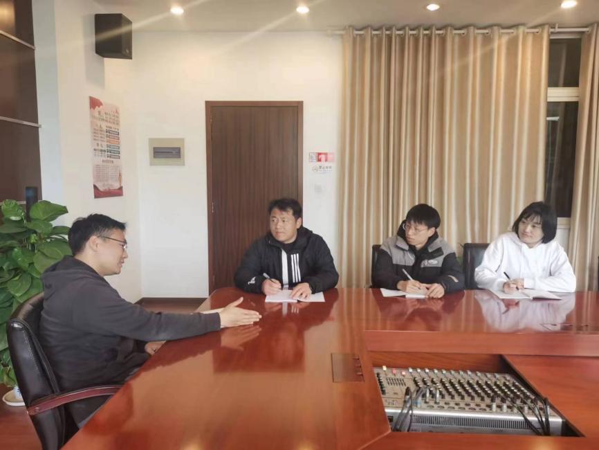 【灵美龙小·江畔体育】龙潭中心小学江畔人家分校体育组3月份教研活动